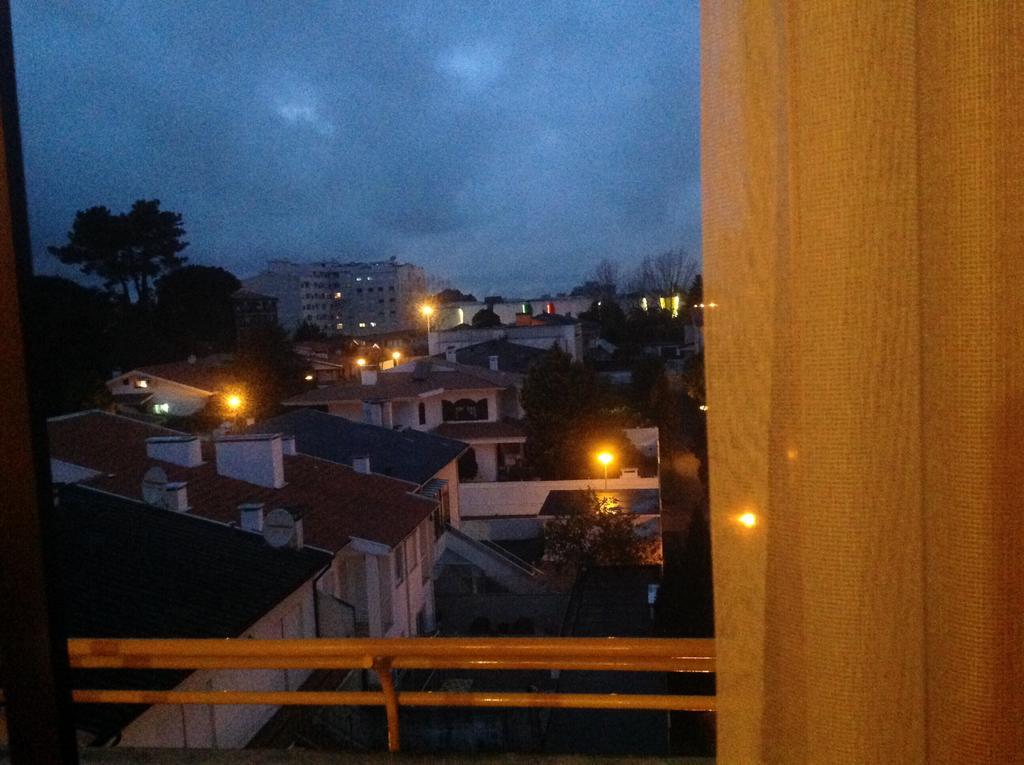 Aeroporto Guesthouse Maia  Bagian luar foto